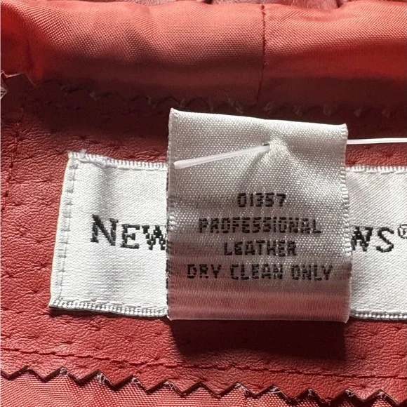 Newport News Red Leather Blazer/Jacket Size 8 - Picture 9 of 11